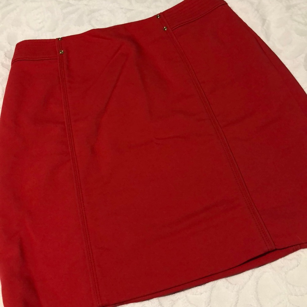 White House black market skirt